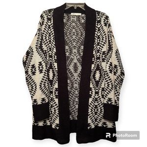 Cozy Open Front Sweater with Geometric Patterns
